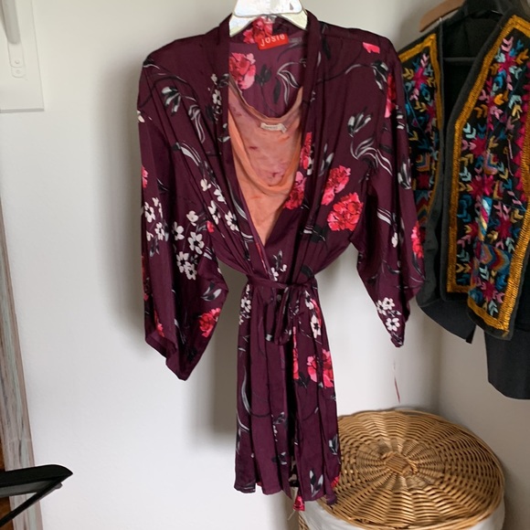 Vintage Josie Natori red label kimono NWT - Picture 2 of 14